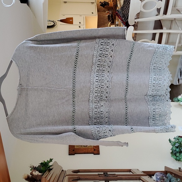 POL Top - Picture 4 of 4